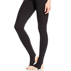 Women's Nike Burnout Stirrup Leggings Black EUC